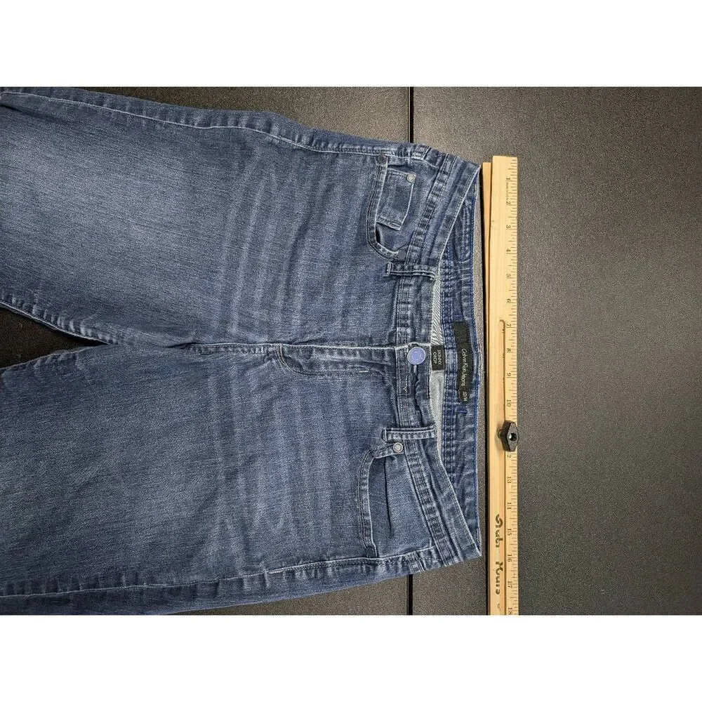 Calvin Klein Women's Jeans Blue Skinny Crop Size 32/14